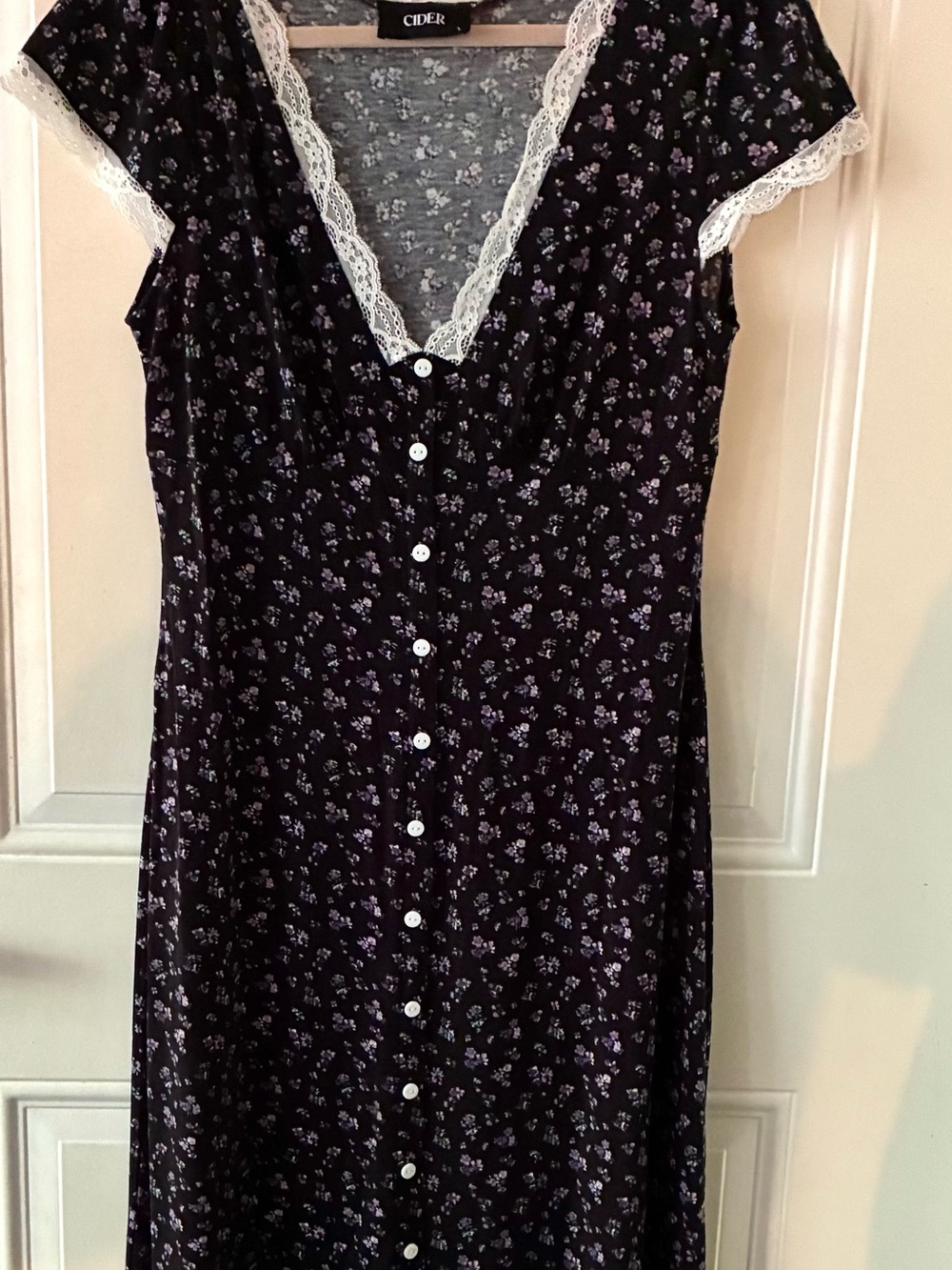 FLORAL V-NECK SHORT SLEEVE LACE TRIM BUTTON MAXI DRESS